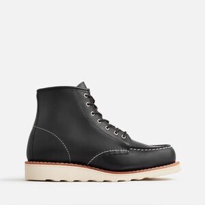 Red Wing Heritage Classic Moc Boot in Black Boundary Leather in size 7.5